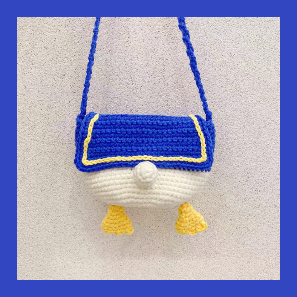 Donald Duck theme crochet crossbody bag