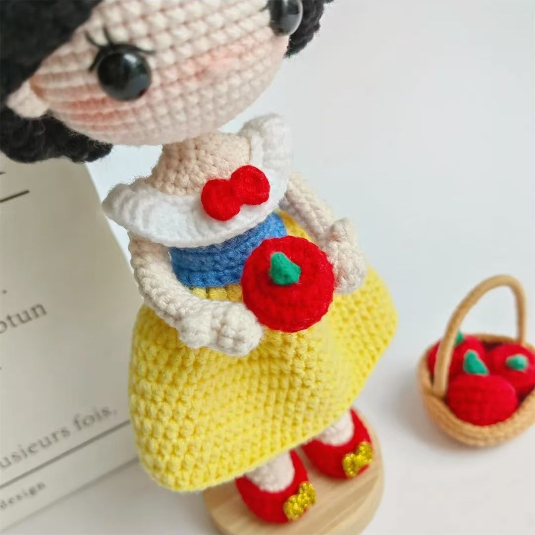 Snow White Crochet DIY--Style A