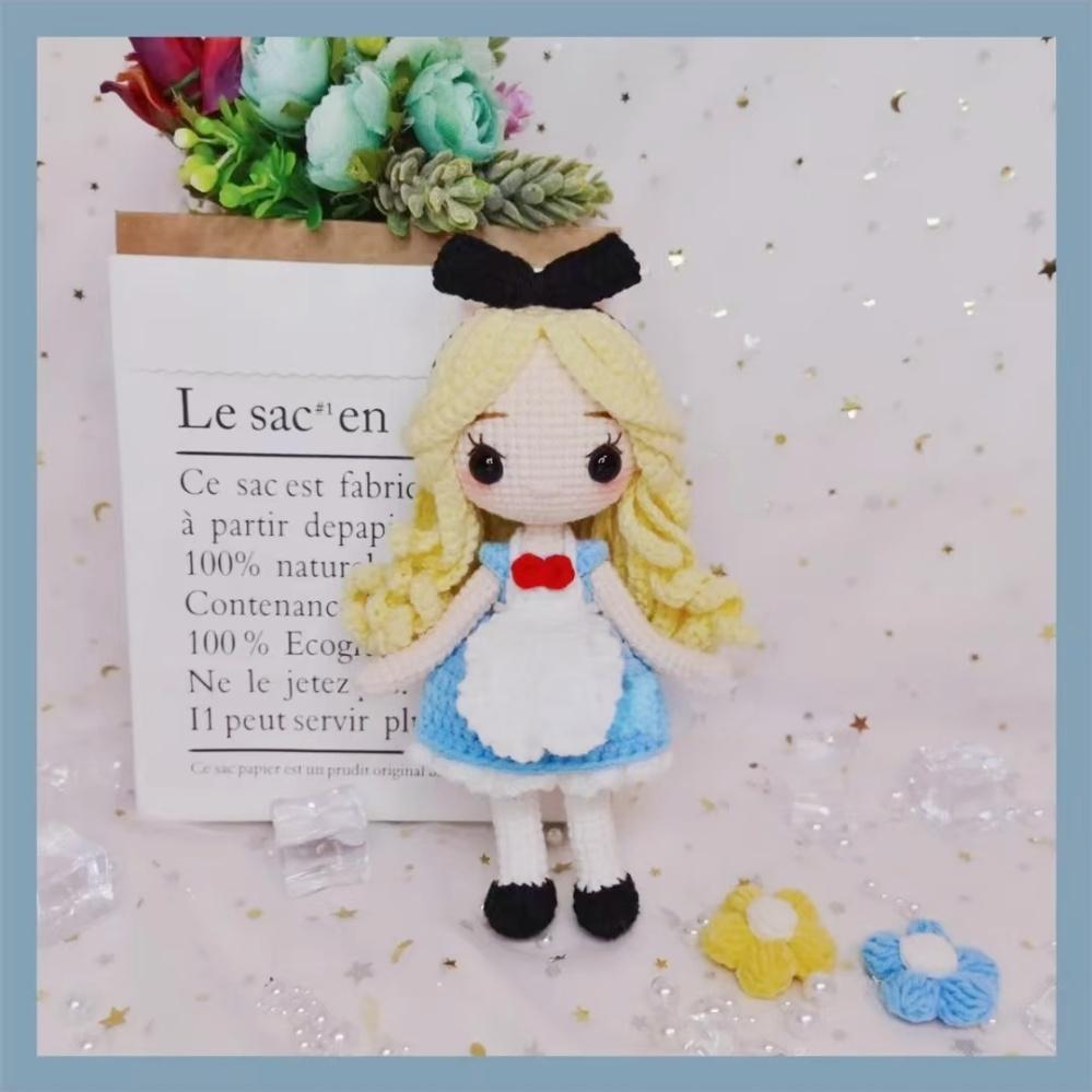 Alice Crochet DIY