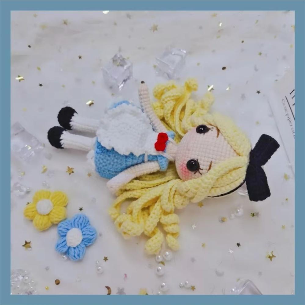 Alice Crochet DIY