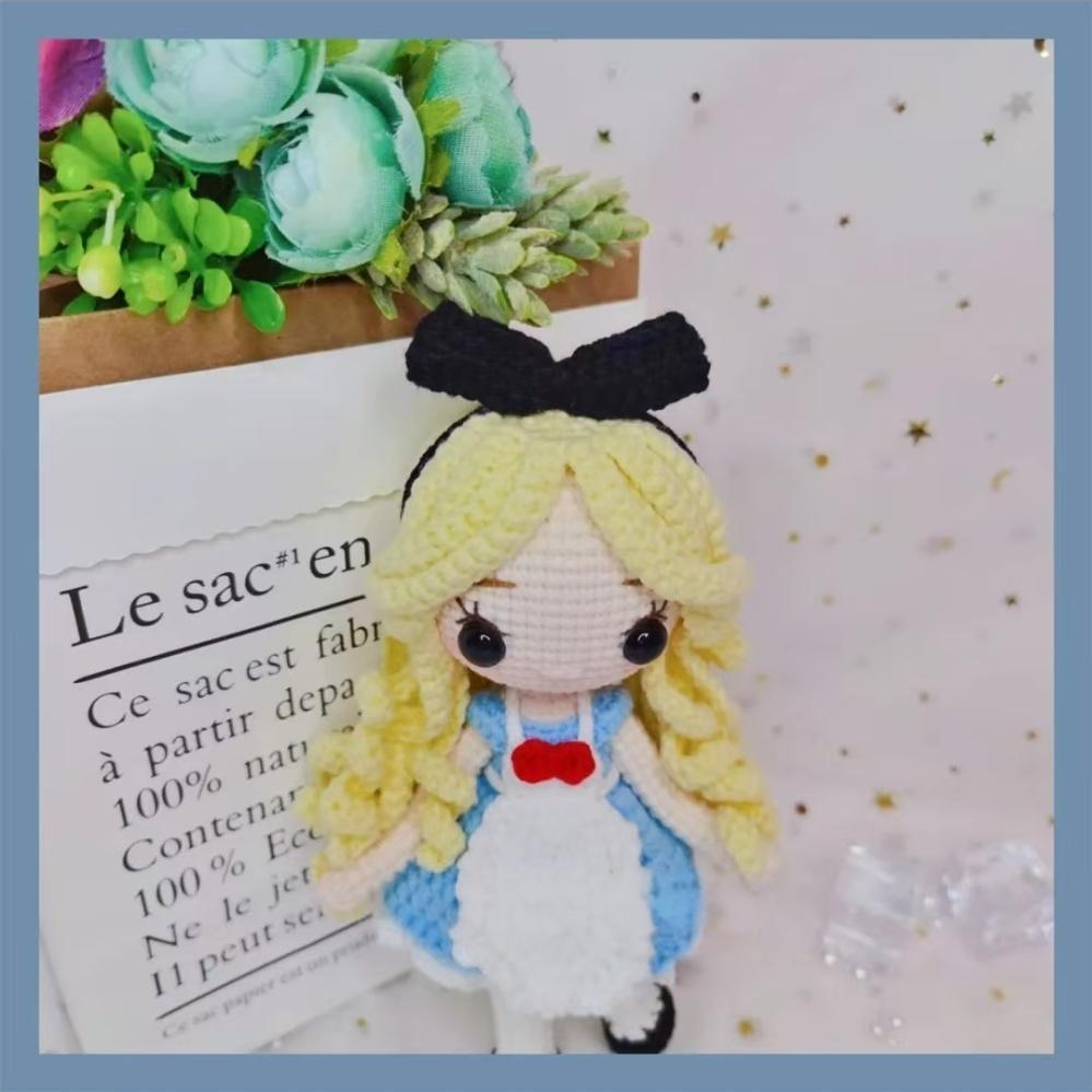 Alice Crochet DIY